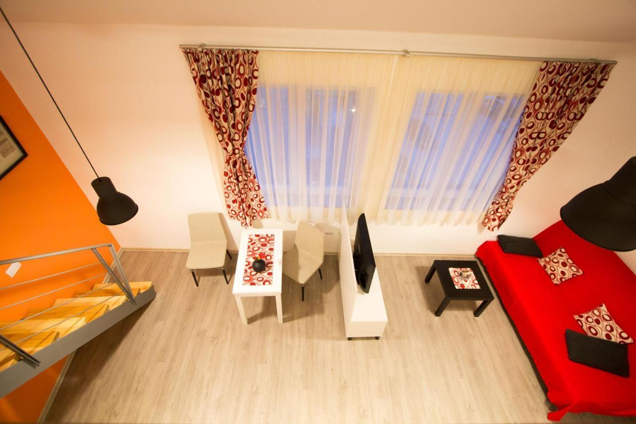 Downtown Apartment *